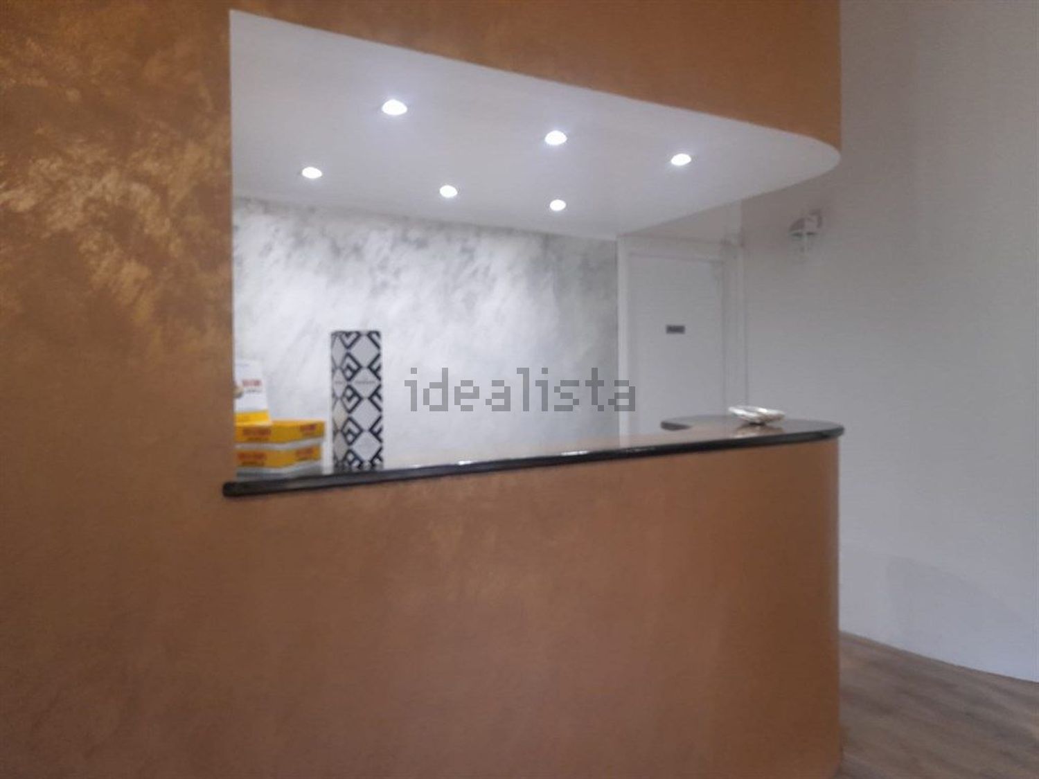 ufficio in vendita a Magenta