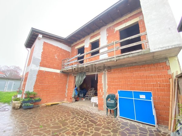 appartamento in vendita a Magenta