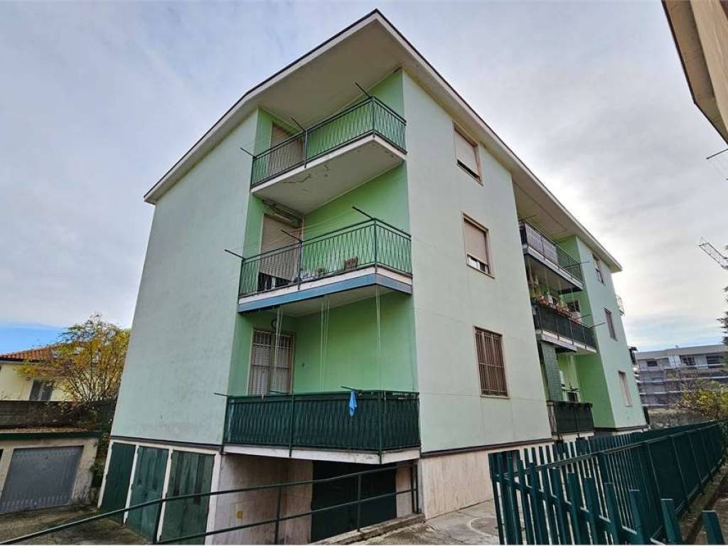 appartamento in vendita a Magenta