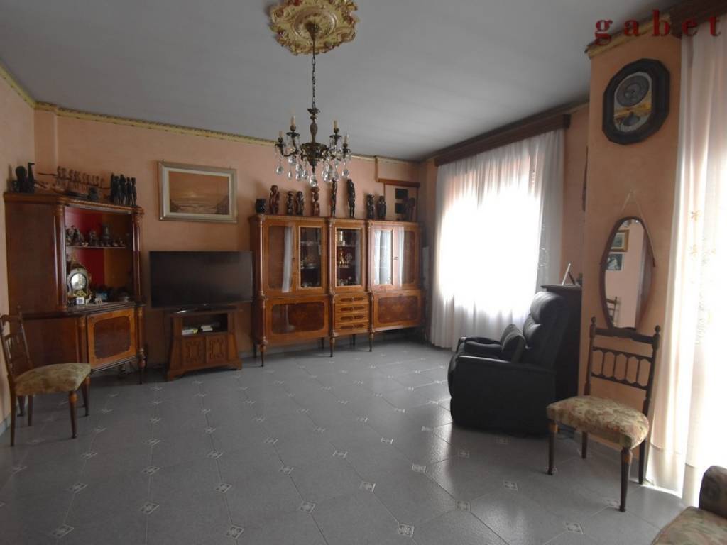 appartamento in vendita a Magenta