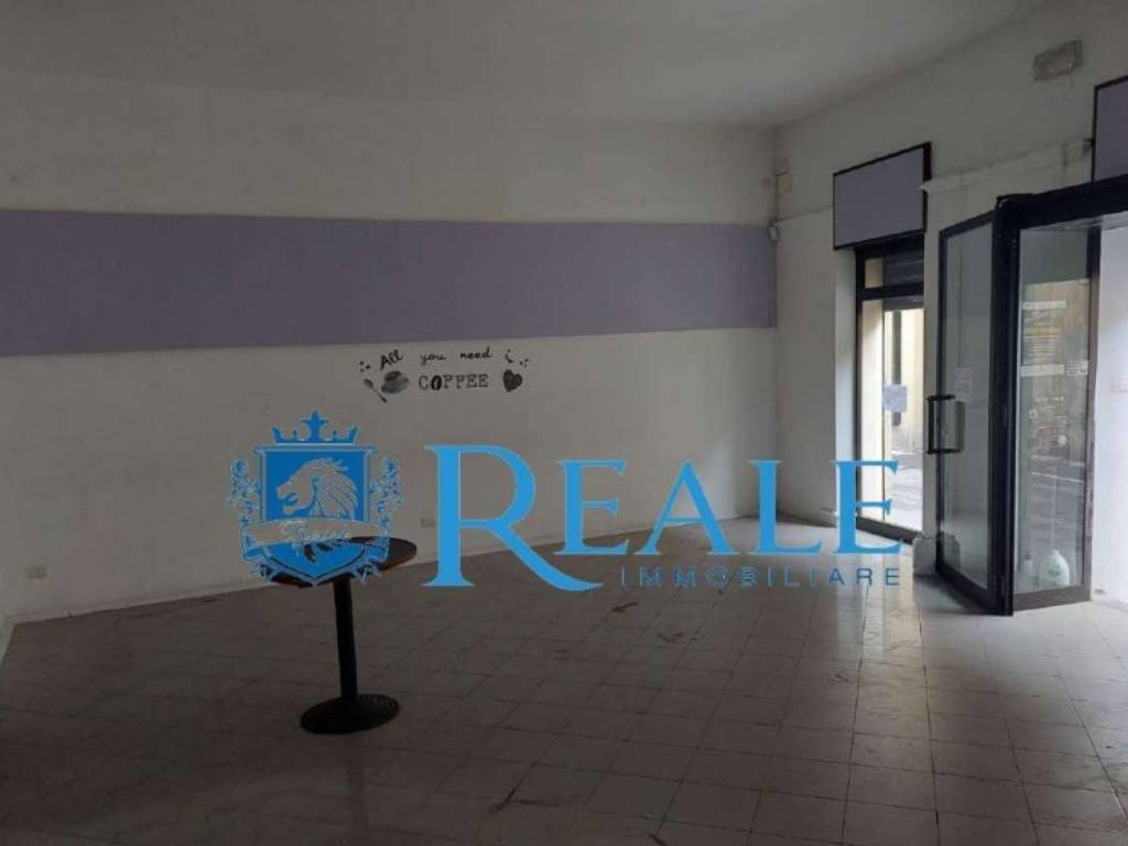 negozio in vendita a Magenta