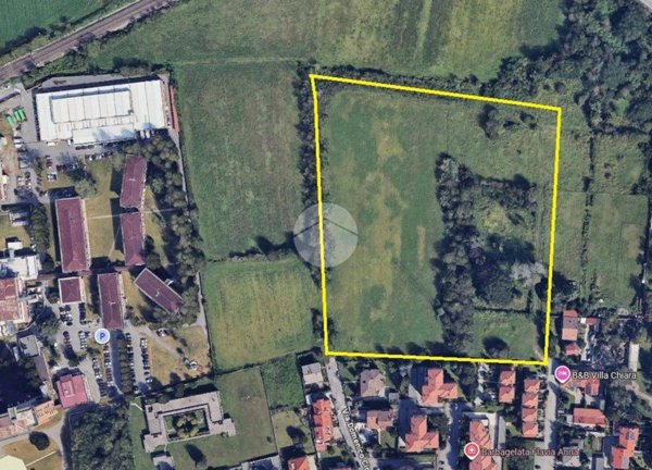 terreno edificabile in vendita a Magenta