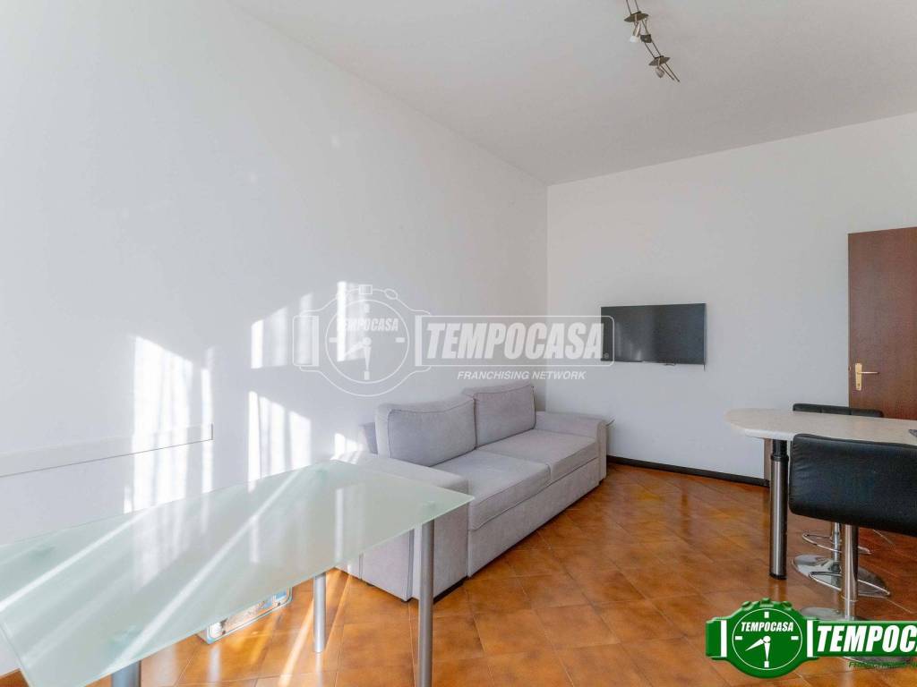 appartamento in vendita a Magenta in zona Ponte Nuovo