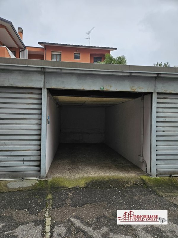 ufficio in vendita a Magenta