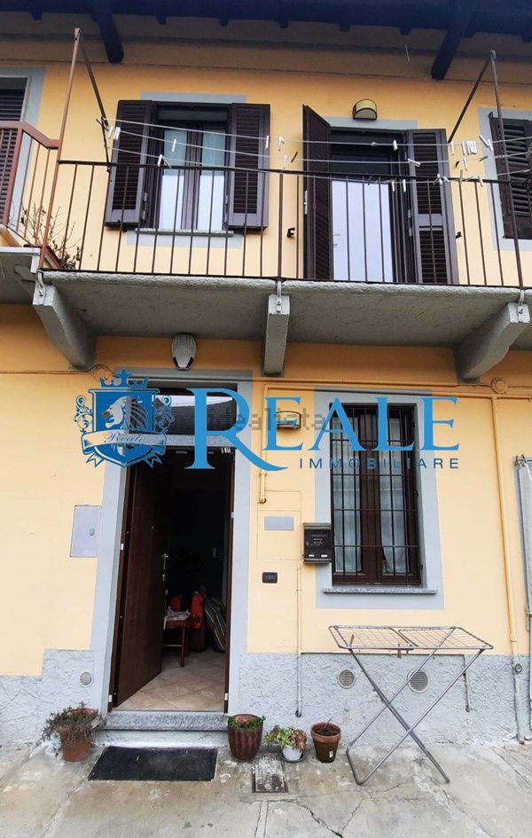 appartamento in vendita a Magenta in zona Ponte Vecchio