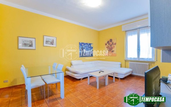 casa indipendente in vendita a Magenta