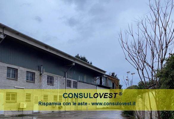 capannone in vendita a Magenta