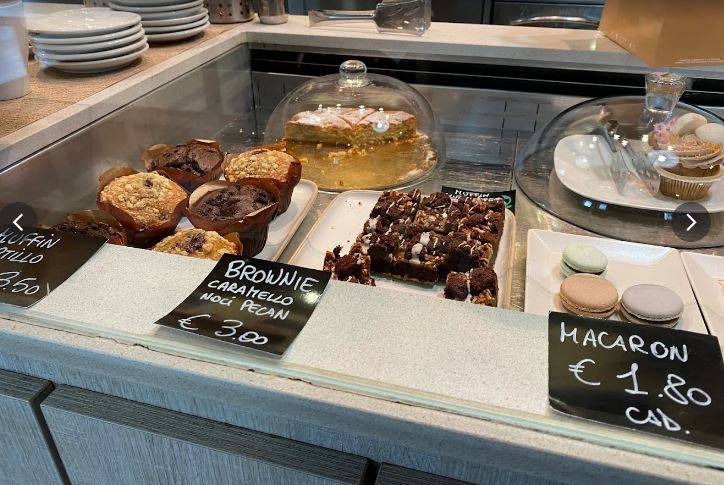 negozio in vendita a Magenta