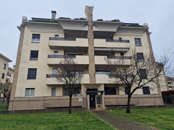 appartamento in vendita a Magenta