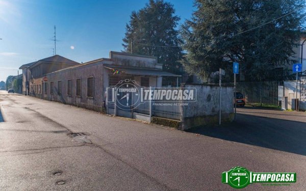 negozio in vendita a Magenta