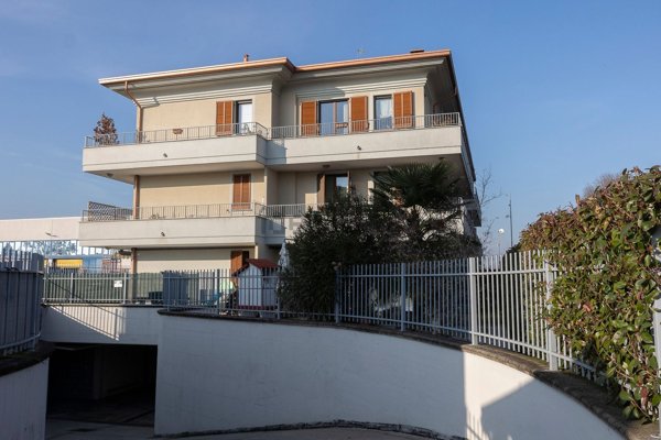 appartamento in vendita a Magenta