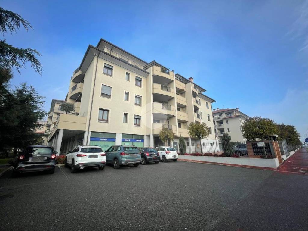 appartamento in vendita a Magenta