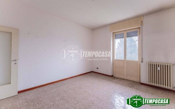 appartamento in vendita a Magenta in zona Ponte Nuovo