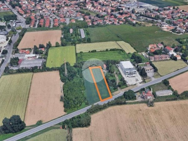 terreno edificabile in vendita a Magenta