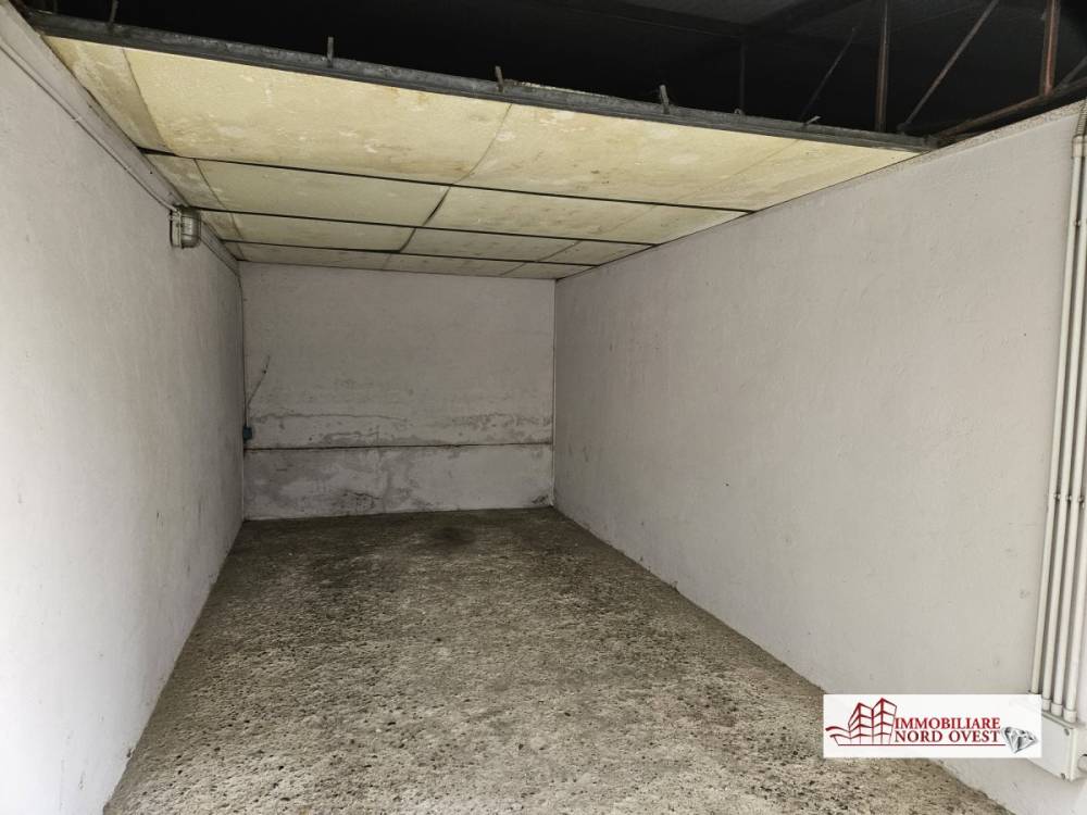 ufficio in vendita a Magenta