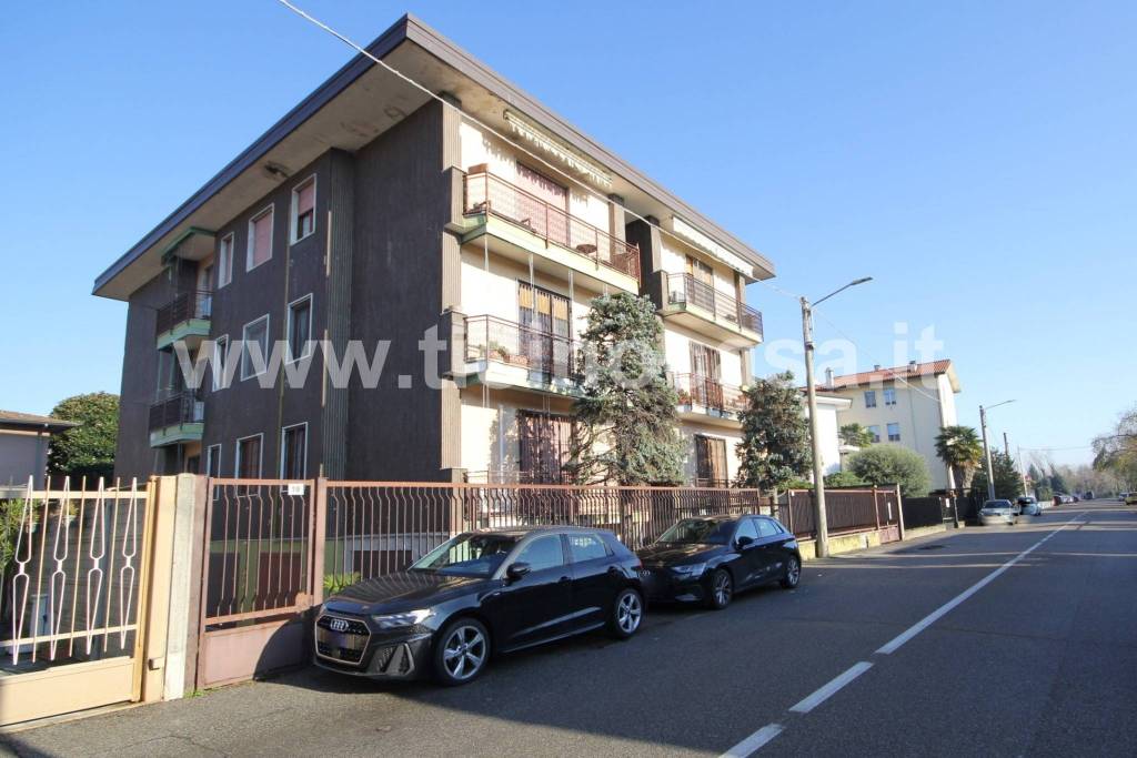 appartamento in vendita a Magenta