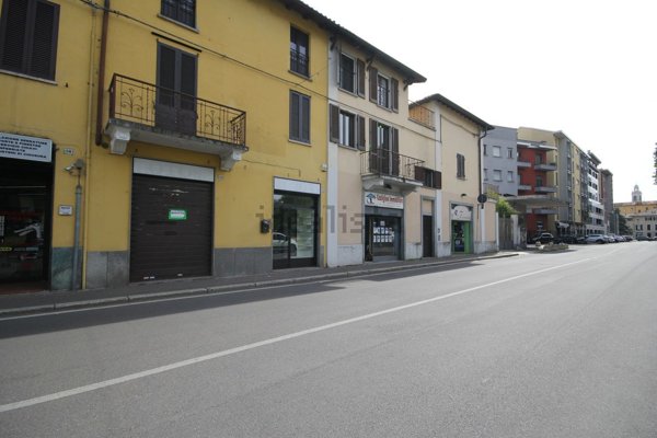 negozio in vendita a Magenta