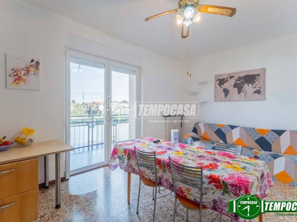 appartamento in vendita a Magenta in zona Ponte Nuovo