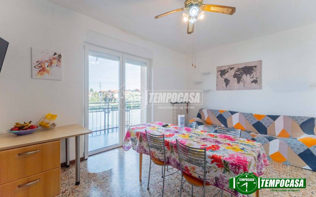 appartamento in vendita a Magenta in zona Ponte Nuovo