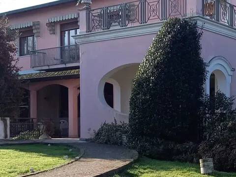 villa in vendita a Magenta