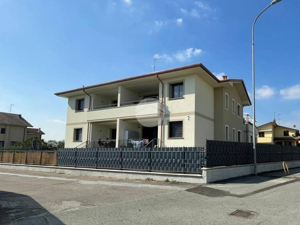 appartamento in vendita a Magenta