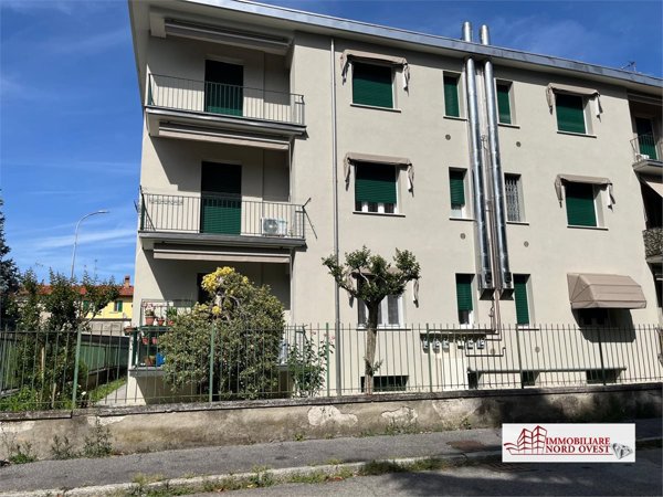 appartamento in vendita a Magenta in zona Ponte Nuovo