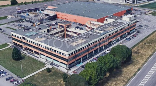 ufficio in vendita a Magenta