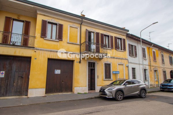 casa indipendente in vendita a Magenta