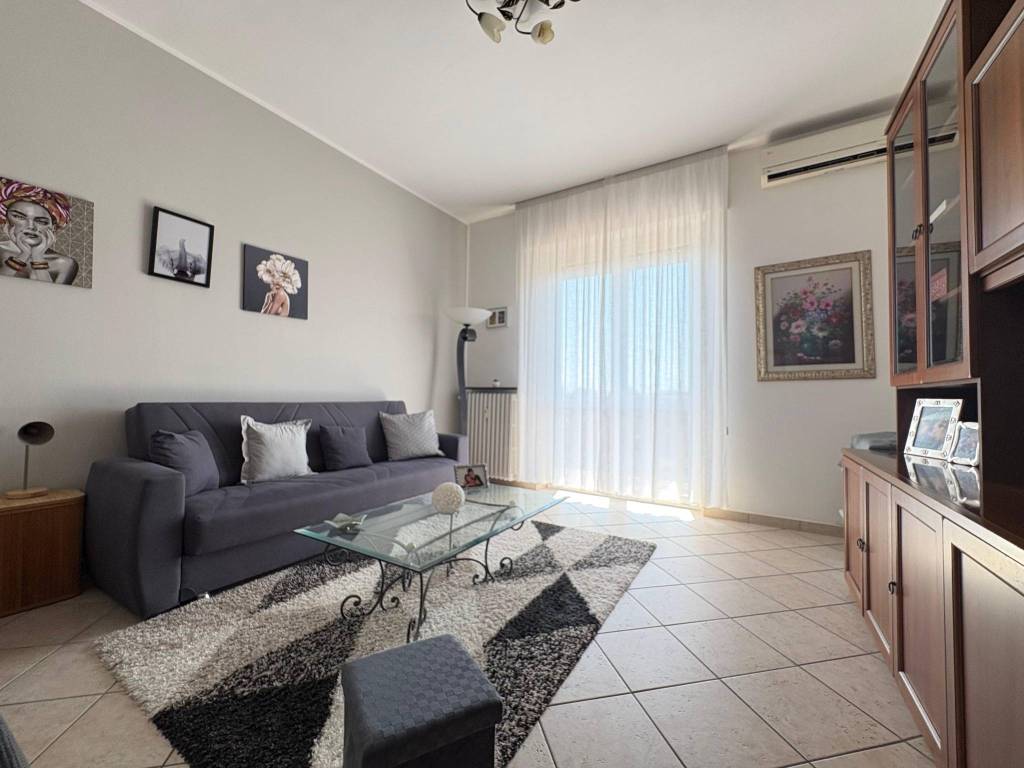 appartamento in vendita a Magenta