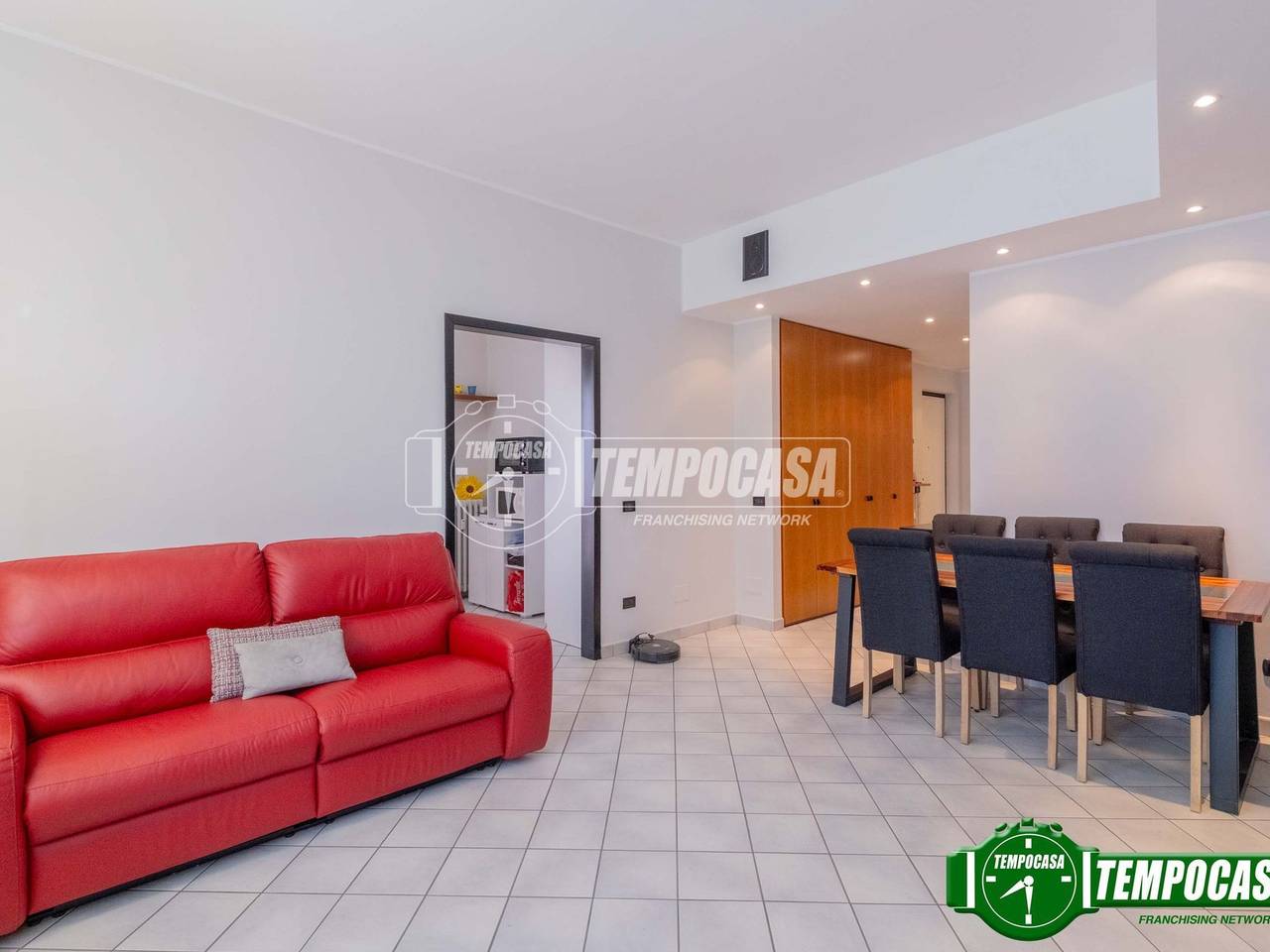 appartamento in vendita a Magenta in zona Ponte Nuovo
