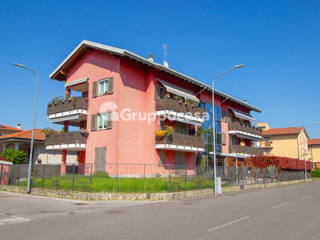 appartamento in vendita a Magenta