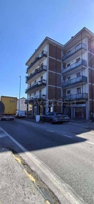 appartamento in vendita a Magenta in zona Ponte Nuovo