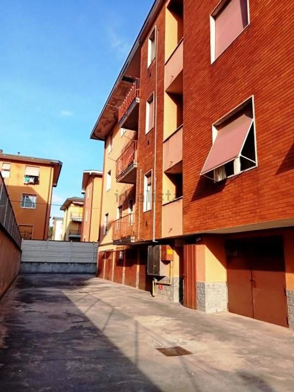 box auto in vendita a Magenta