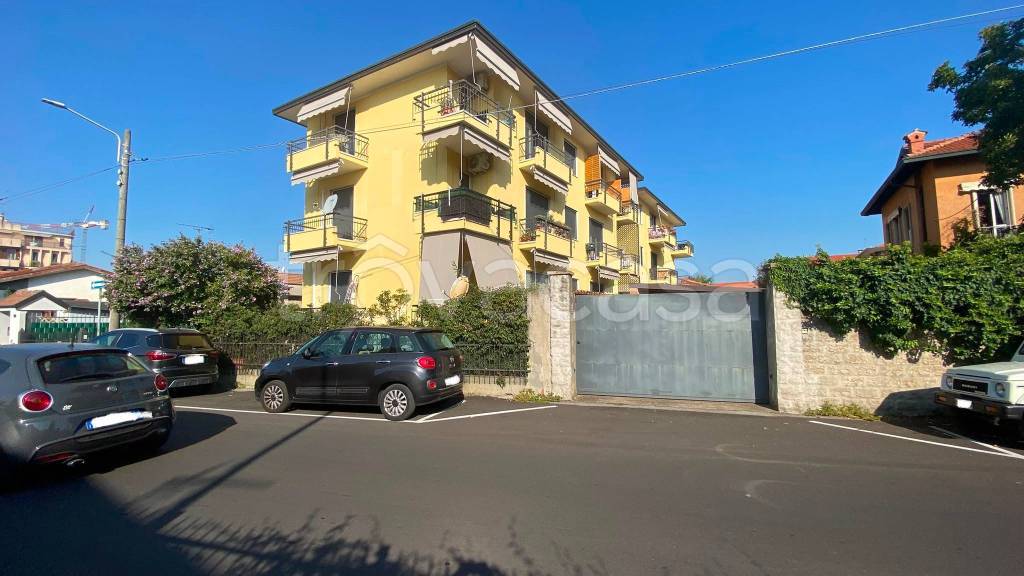 appartamento in vendita a Magenta