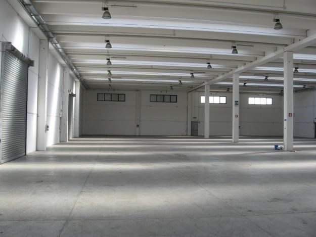 casa indipendente in vendita a Magnago