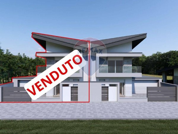 casa indipendente in vendita a Magnago