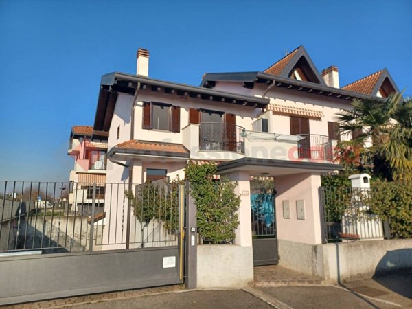 appartamento in vendita a Magnago