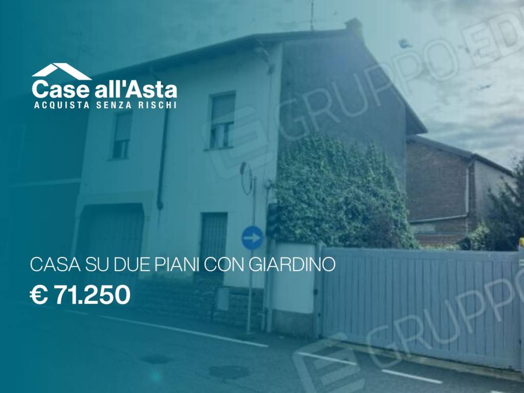 casa indipendente in vendita a Magnago