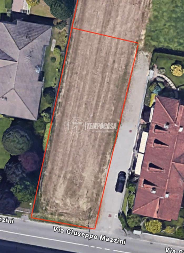 terreno edificabile in vendita a Magnago