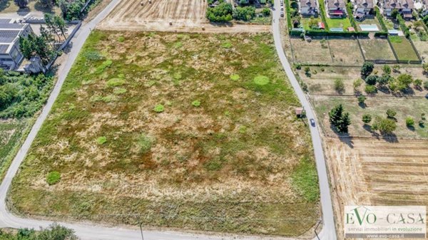 terreno agricolo in vendita a Magnago in zona Bienate
