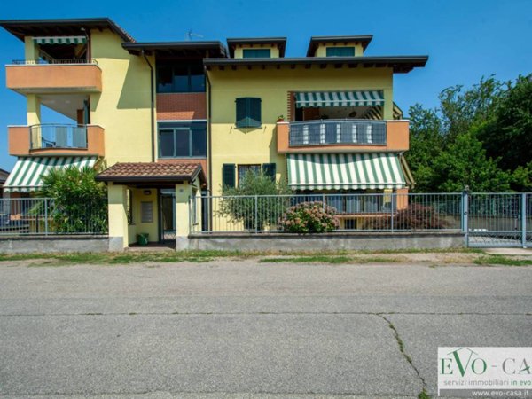 appartamento in vendita a Magnago