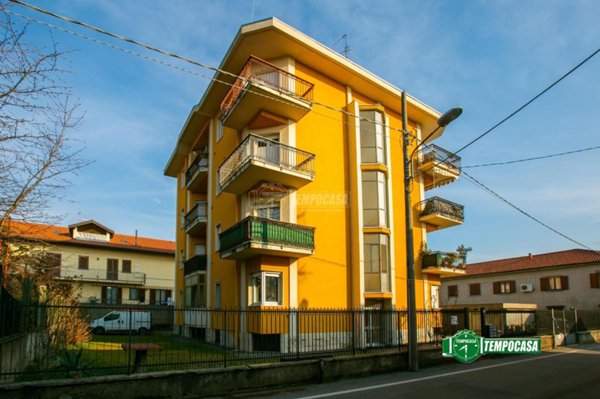 appartamento in vendita a Magnago in zona Bienate