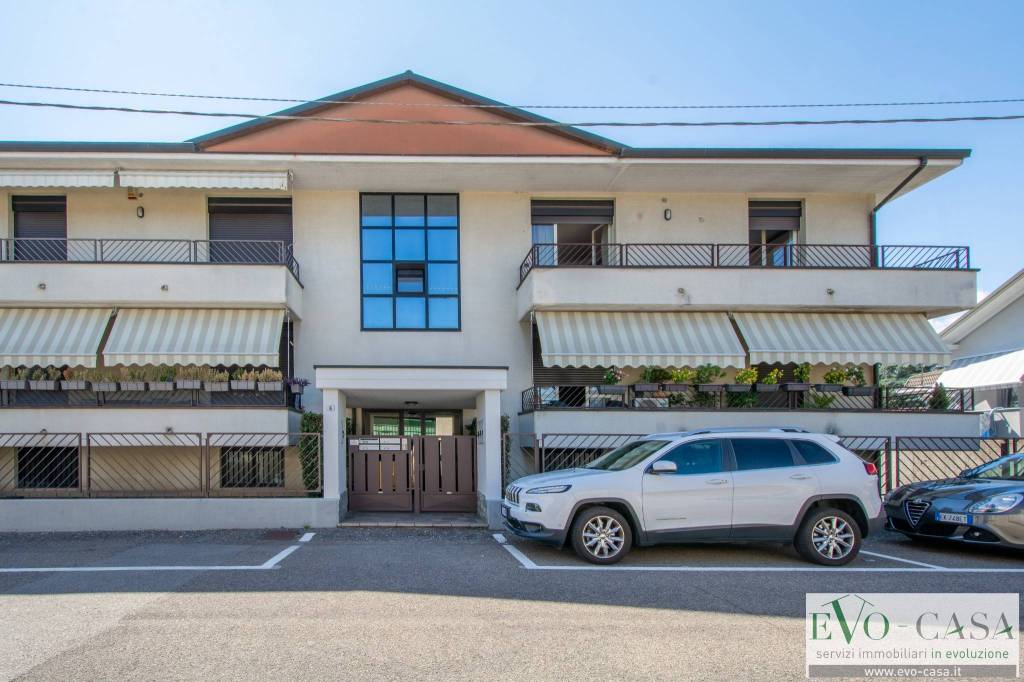 appartamento in vendita a Magnago