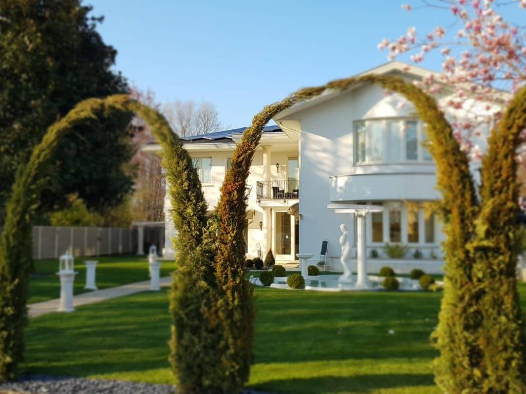 villa in vendita a Magnago