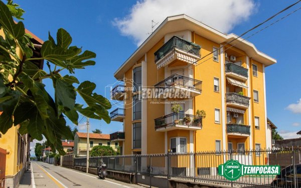 appartamento in vendita a Magnago in zona Bienate