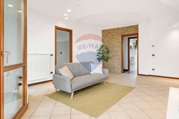 appartamento in vendita a Magnago