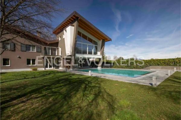 casa indipendente in vendita a Magnago