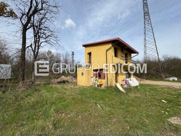 locale commerciale in vendita a Magnago