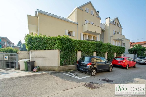 appartamento in vendita a Magnago