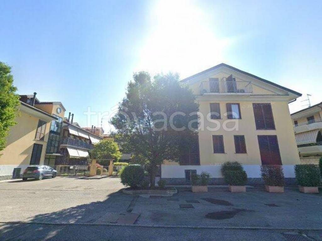 appartamento in vendita a Magnago